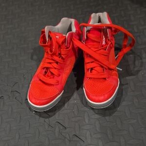 Reebok Ladies Pink And white Sneakers